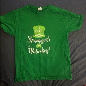 Delta Green Kids Tee with Playful Hat Print